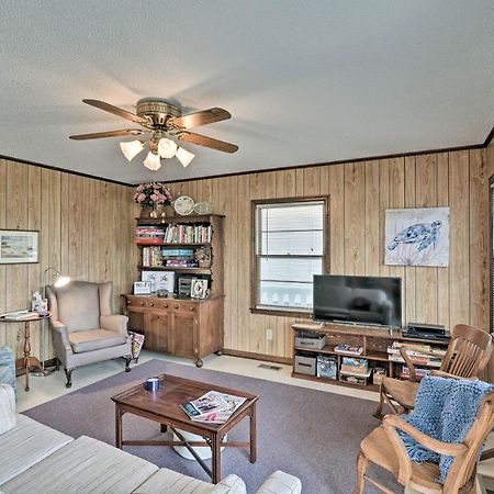 Pet-Friendly Second Row House Steps To Beach! Холдън Бийч Екстериор снимка